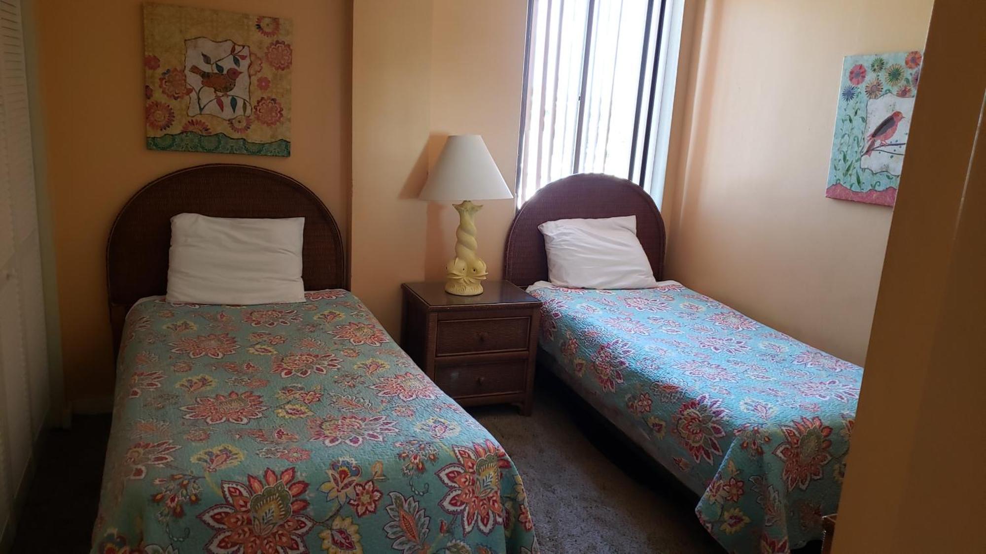 Nordvind Beach Resort Treasure Island Rum bild